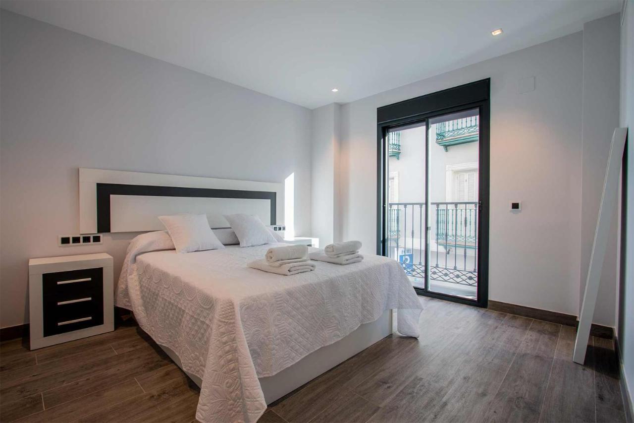 Apartamentos Vacacional En Plaza De Espana Nerja Buitenkant foto
